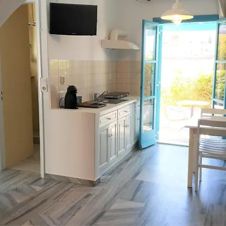 Ragousis Apartments Parikia  Exterior photo